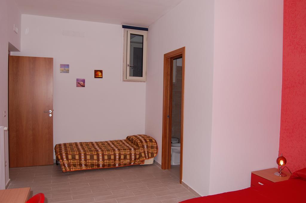 B&B Fenix Trani Rum bild